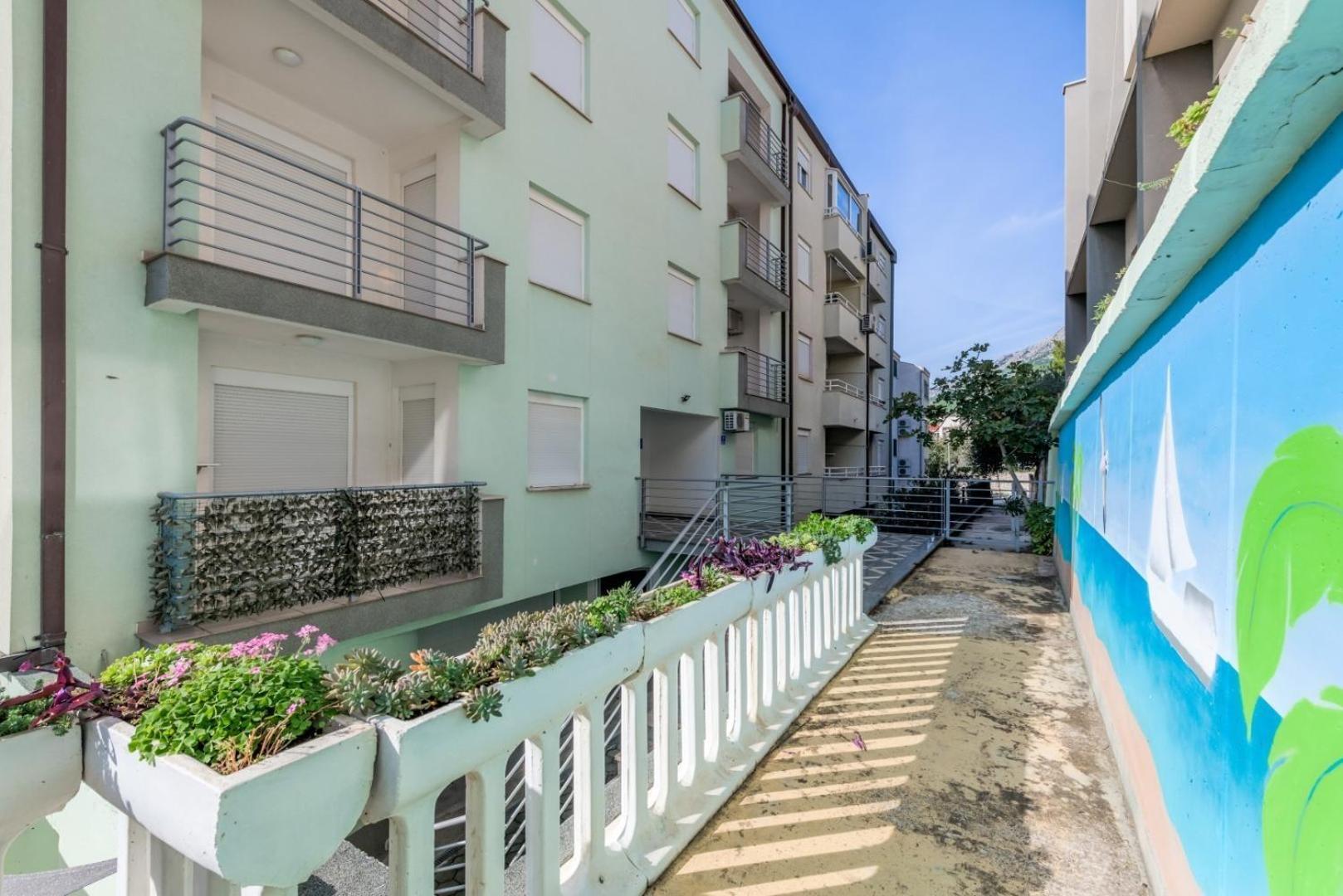 Ruza&Nikolina "1" Apartmani - Башка-Вода Екстер'єр фото