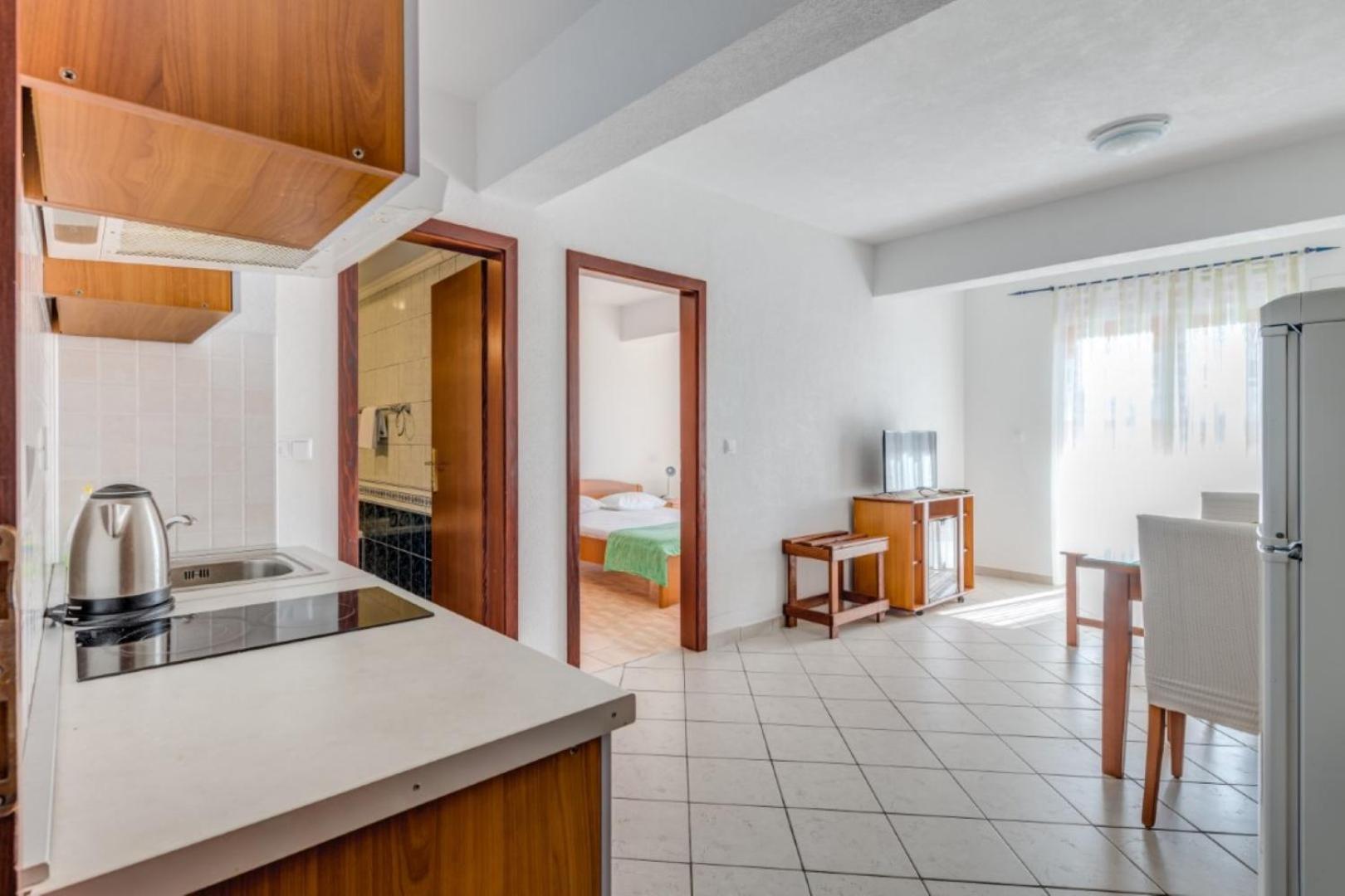 Ruza&Nikolina "1" Apartmani - Башка-Вода Екстер'єр фото