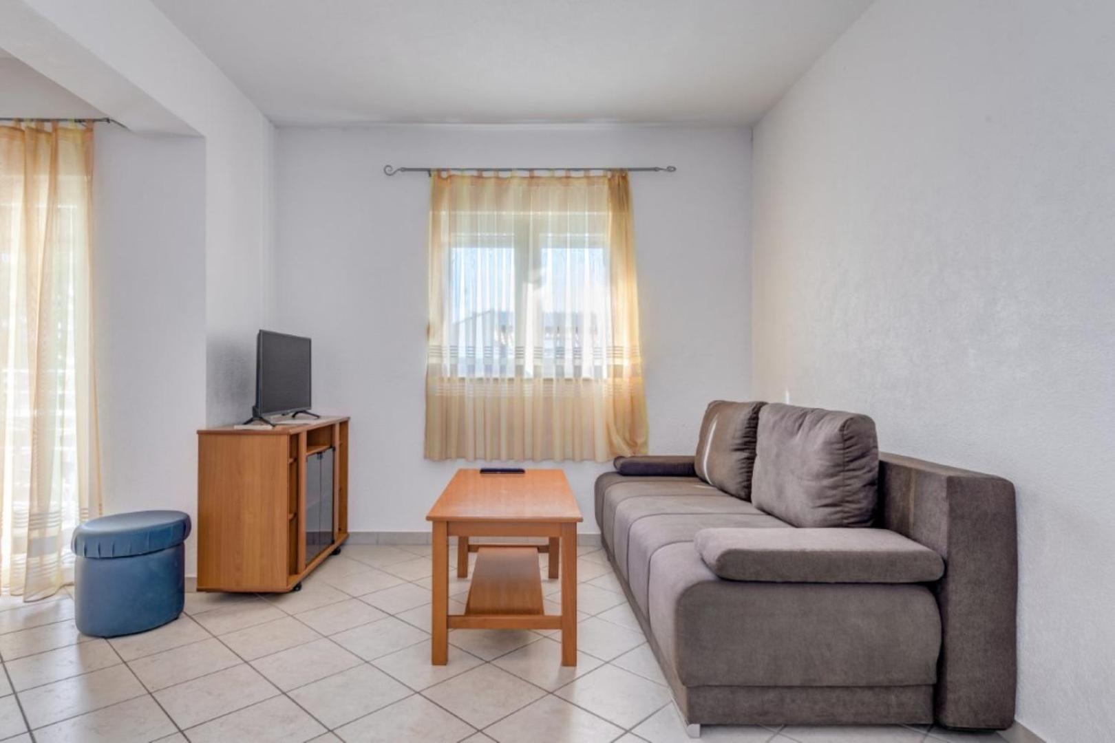 Ruza&Nikolina "1" Apartmani - Башка-Вода Екстер'єр фото